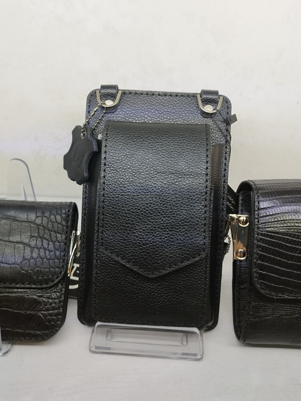 کیف چرمطبیعی دوشی زنانه مدل 061 دستدوز برندچرمچارمند