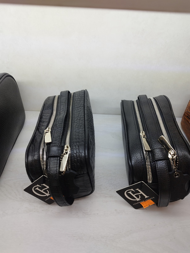 کیف چرمطبیعی دستی شوزبگ مدل 079 چرخدوز برندچرمچارمند